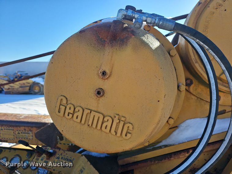 image for item NP9311 1976 Case 1450 pipelayer