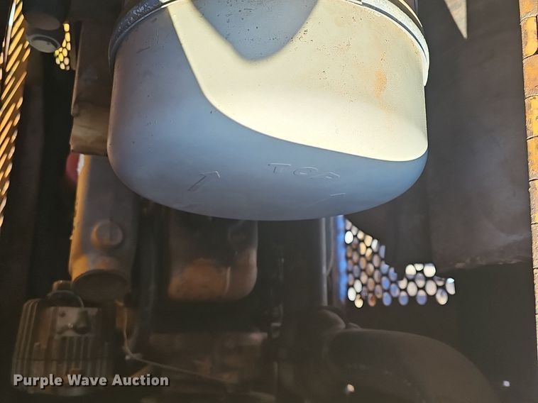 image for item NP9311 1976 Case 1450 pipelayer