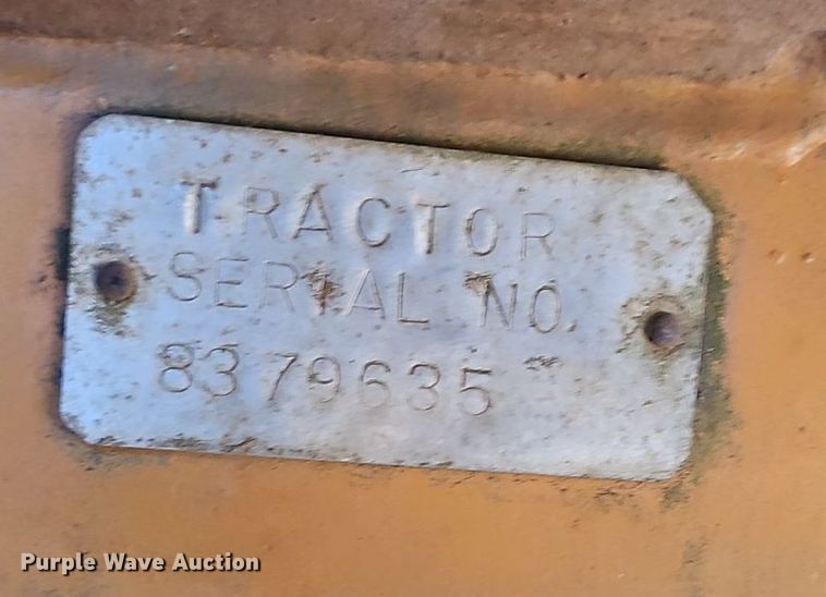 image for item NP9311 1976 Case 1450 pipelayer