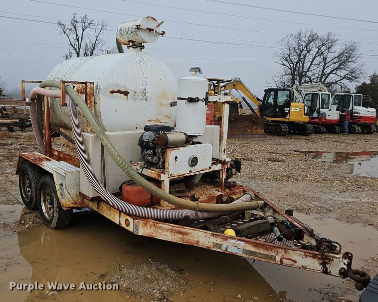 image for item NP9314 1997 Fleming T510 vacuum trailer