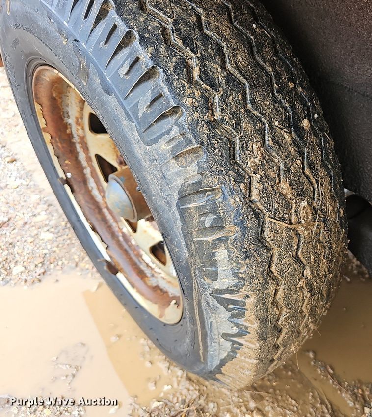 image for item NP9314 1997 Fleming T510 vacuum trailer