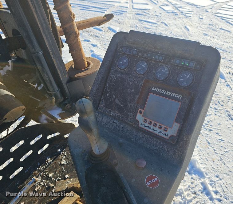 image for item NP9315 2011 Ditch Witch JT3020 All Terrain directional boring unit