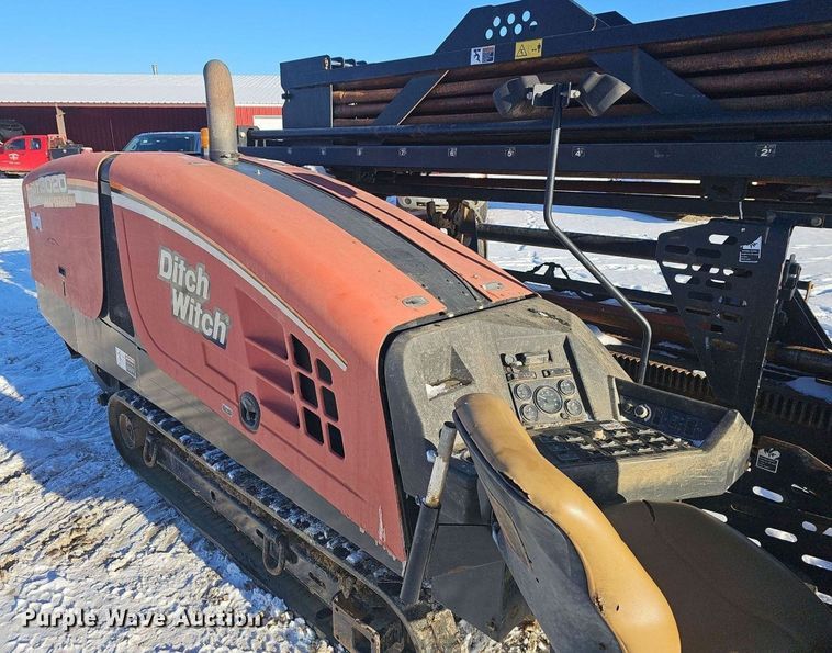 image for item NP9315 2011 Ditch Witch JT3020 All Terrain directional boring unit