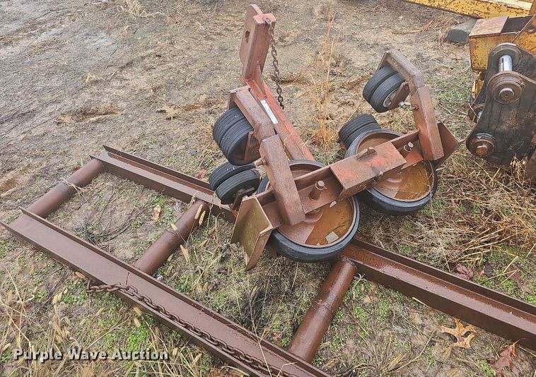 image for item NP9317 Pipe cradle