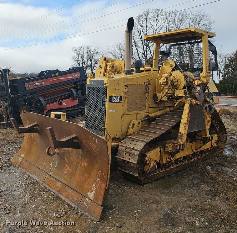 image for item NP9319 1994 Caterpillar D4H XL pipelayer