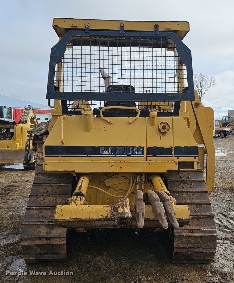 image for item NP9319 1994 Caterpillar D4H XL pipelayer