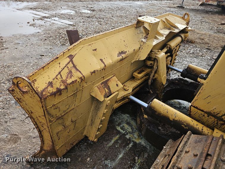 image for item NP9319 1994 Caterpillar D4H XL pipelayer