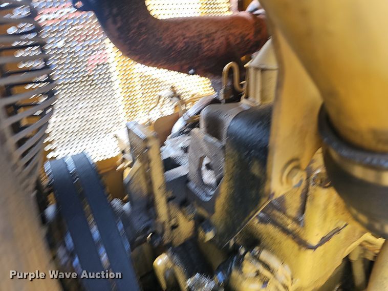 image for item NP9319 1994 Caterpillar D4H XL pipelayer