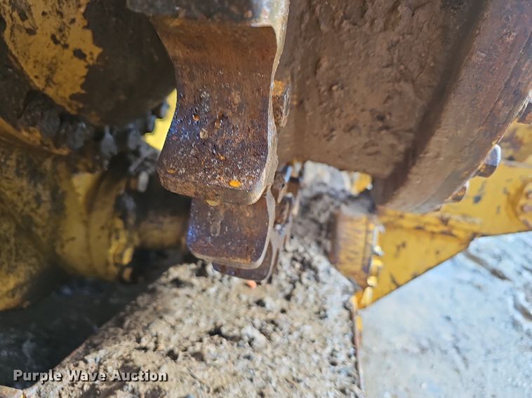 image for item NP9319 1994 Caterpillar D4H XL pipelayer