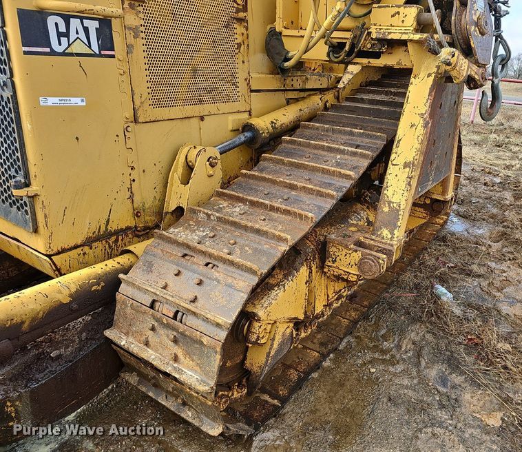 image for item NP9319 1994 Caterpillar D4H XL pipelayer