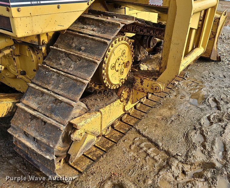 image for item NP9319 1994 Caterpillar D4H XL pipelayer