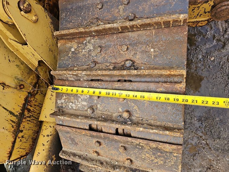 image for item NP9319 1994 Caterpillar D4H XL pipelayer