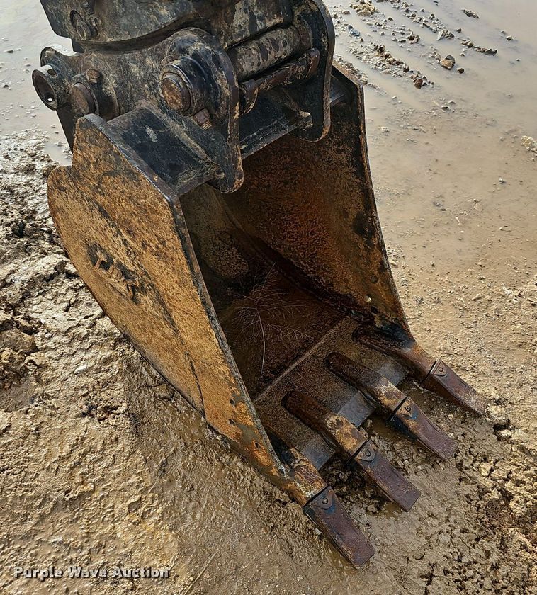 image for item NP9323 2012 Takeuchi  TB250 mini excavator