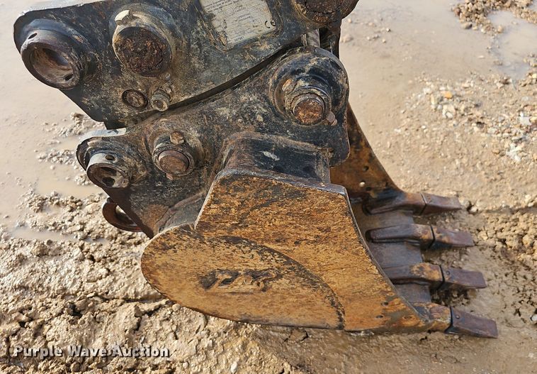 image for item NP9323 2012 Takeuchi  TB250 mini excavator