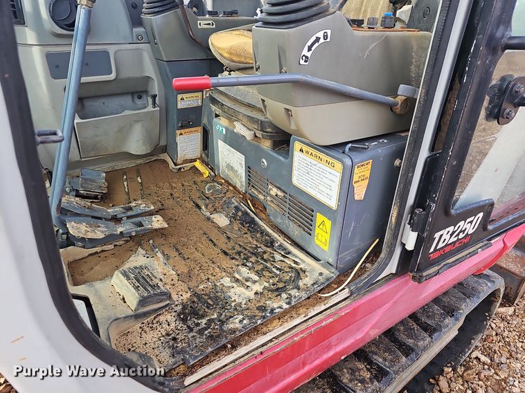 image for item NP9323 2012 Takeuchi  TB250 mini excavator