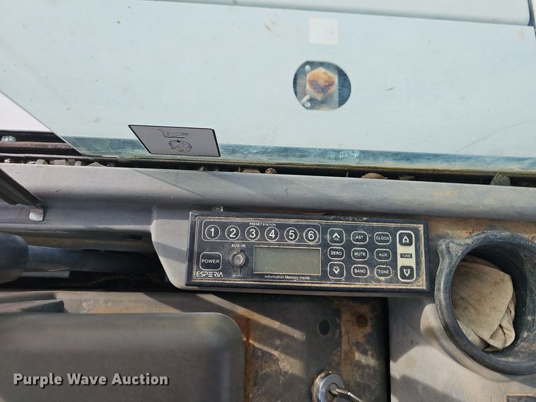 image for item NP9323 2012 Takeuchi  TB250 mini excavator