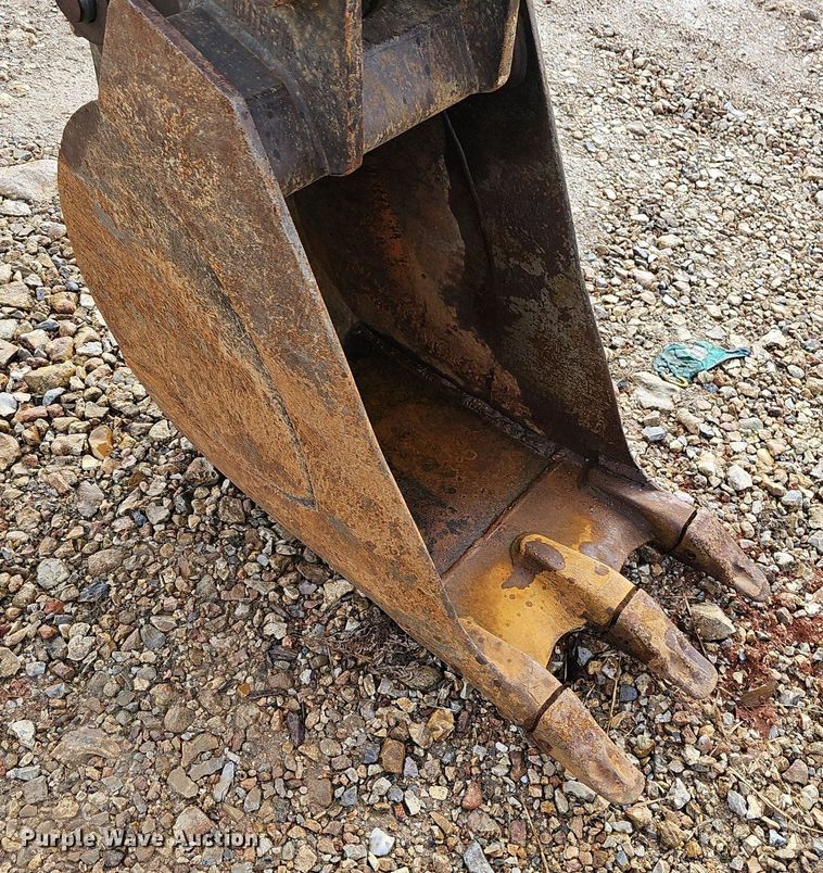 image for item NP9324 2013 Takeuchi  TB285 mini excavator