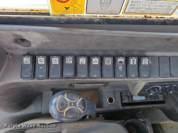 image for item NP9324 2013 Takeuchi  TB285 mini excavator