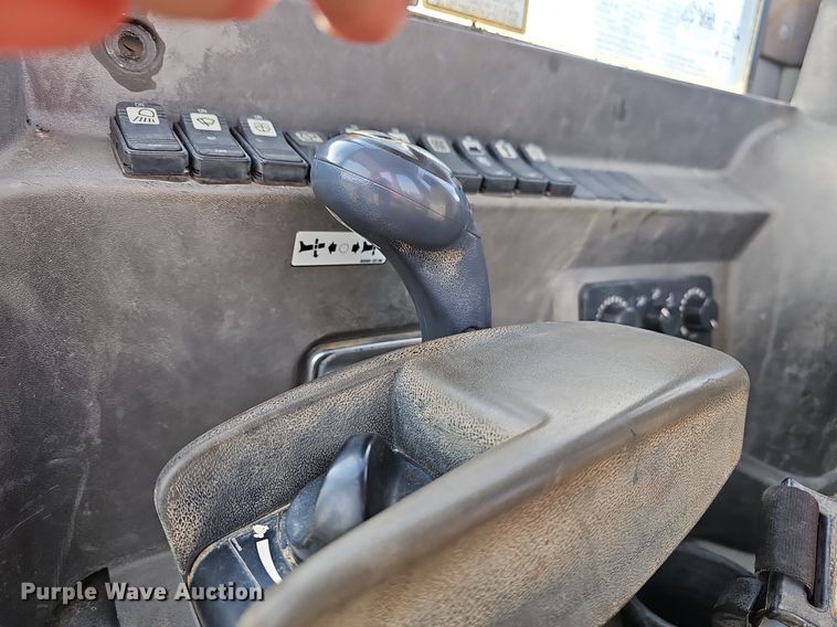 image for item NP9324 2013 Takeuchi  TB285 mini excavator