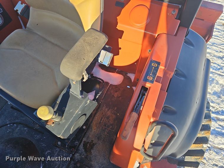 image for item NP9325 2012 Ditch Witch RT115 trencher