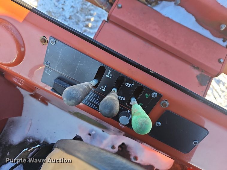 image for item NP9325 2012 Ditch Witch RT115 trencher