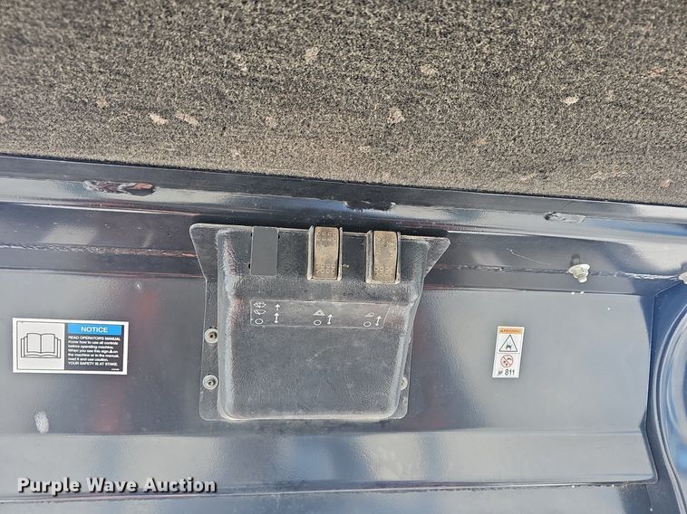 image for item NP9325 2012 Ditch Witch RT115 trencher