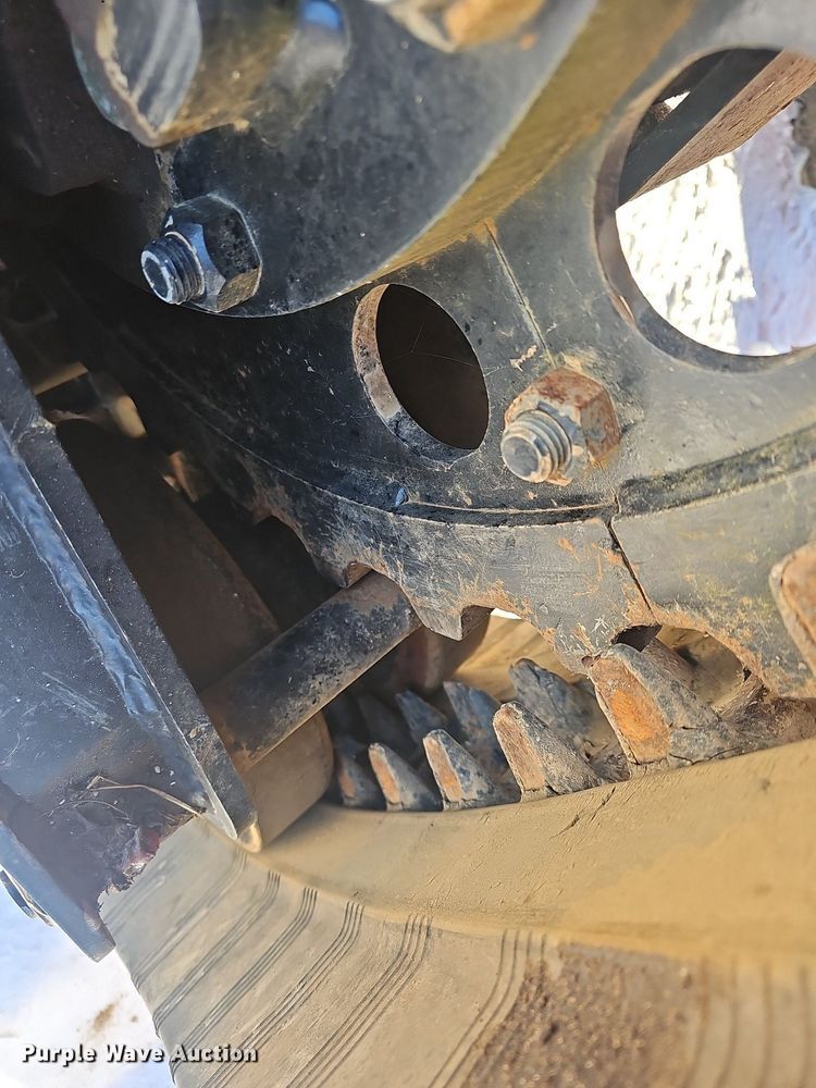 image for item NP9325 2012 Ditch Witch RT115 trencher