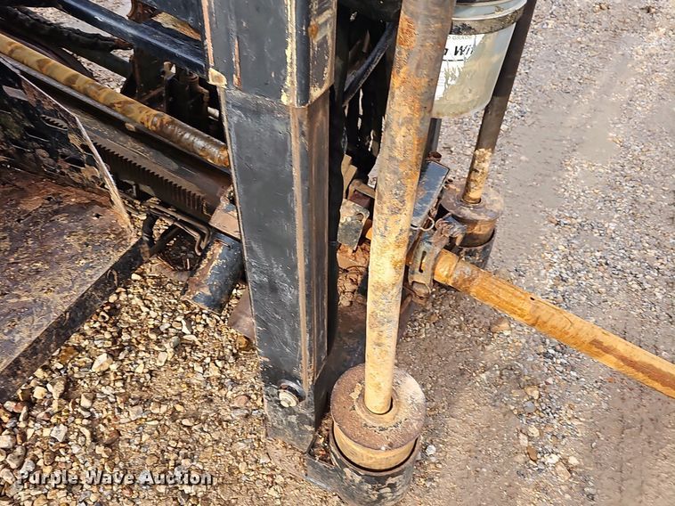 image for item NP9326 2010 Ditch Witch JT2020 Mach 1  directional boring unit