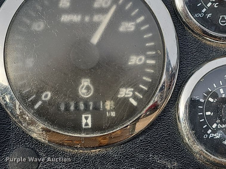 image for item NP9326 2010 Ditch Witch JT2020 Mach 1  directional boring unit