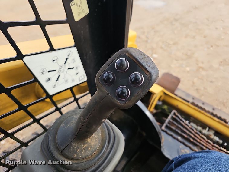 image for item NP9327 2014 Caterpillar 259D tracked skid steer loader