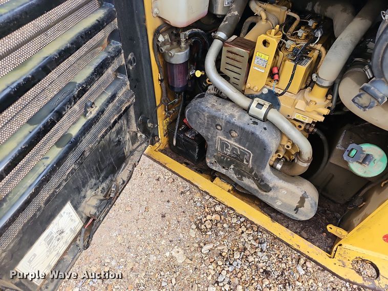 image for item NP9327 2014 Caterpillar 259D tracked skid steer loader