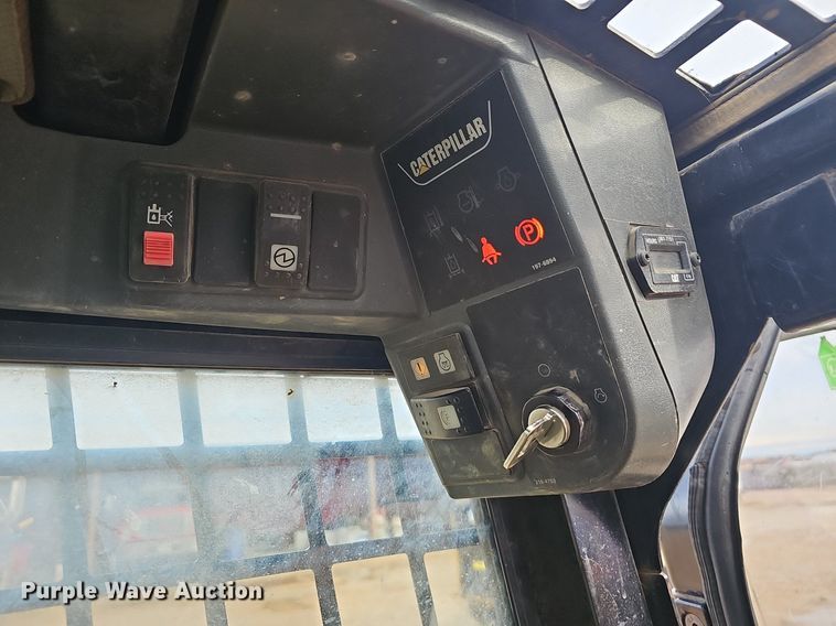 image for item NP9332 2013 Caterpillar 259B3 tracked skid steer loader