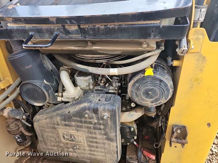 image for item NP9332 2013 Caterpillar 259B3 tracked skid steer loader