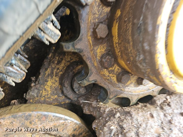 image for item NP9332 2013 Caterpillar 259B3 tracked skid steer loader