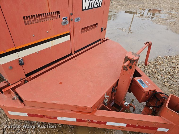 image for item NP9333 2013 Ditch Witch FX30 vacuum excavator