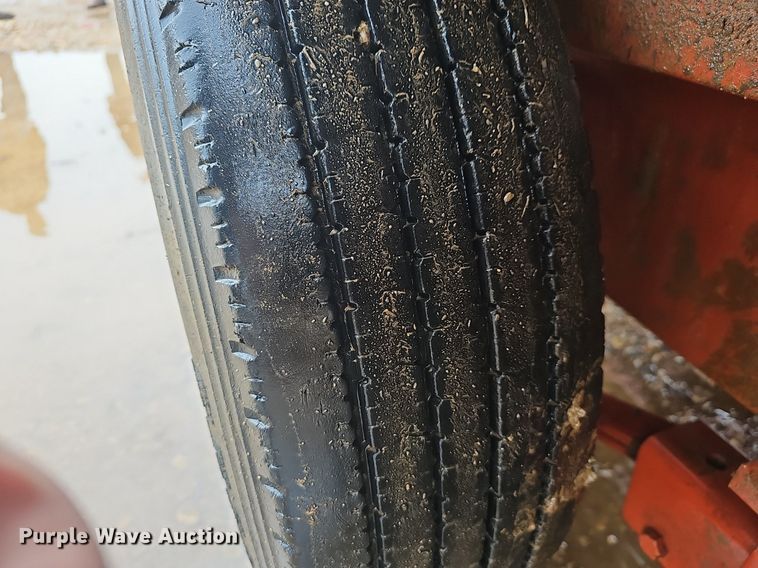 image for item NP9333 2013 Ditch Witch FX30 vacuum excavator