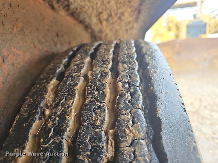 image for item NP9333 2013 Ditch Witch FX30 vacuum excavator