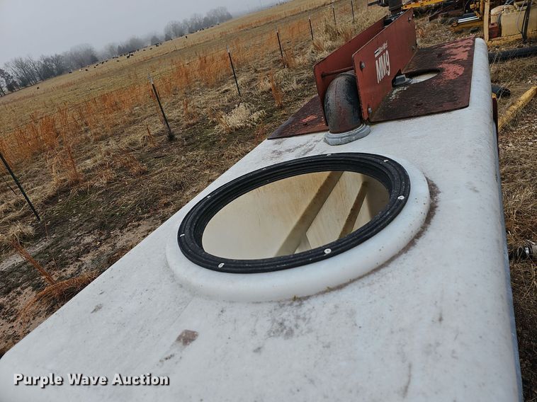 image for item NP9337 Ditch Witch MM9 poly tank