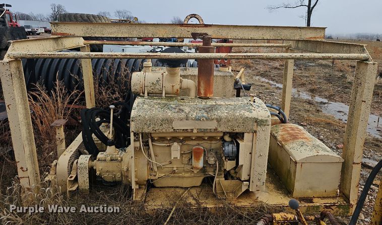 image for item NP9338 Spicer hydrostatic pump