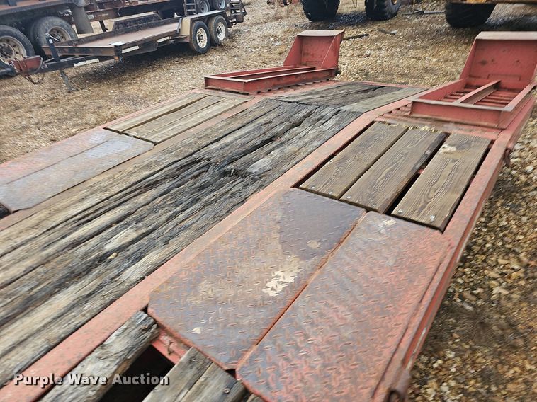 image for item NP9351 2000 Interstate  equipment trailer