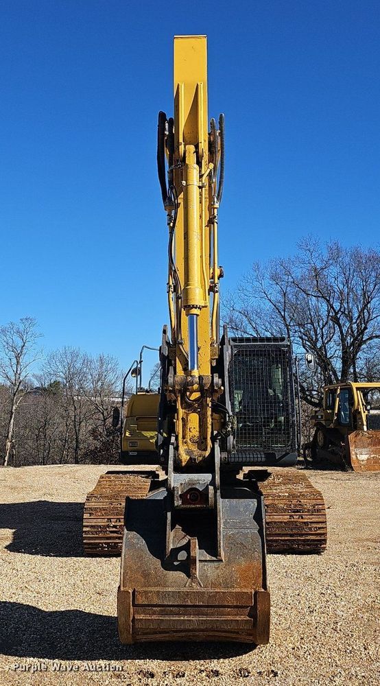 image for item NP9359 2013 Kobelco SK210LC excavator