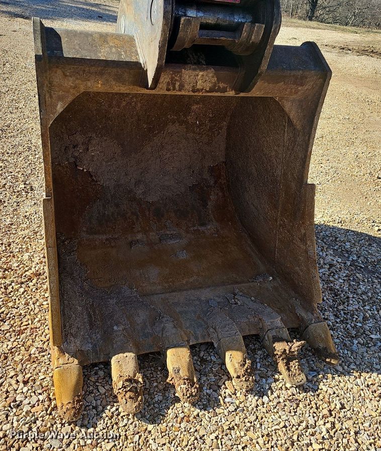 image for item NP9359 2013 Kobelco SK210LC excavator