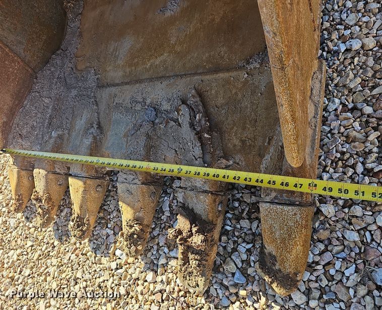 image for item NP9359 2013 Kobelco SK210LC excavator