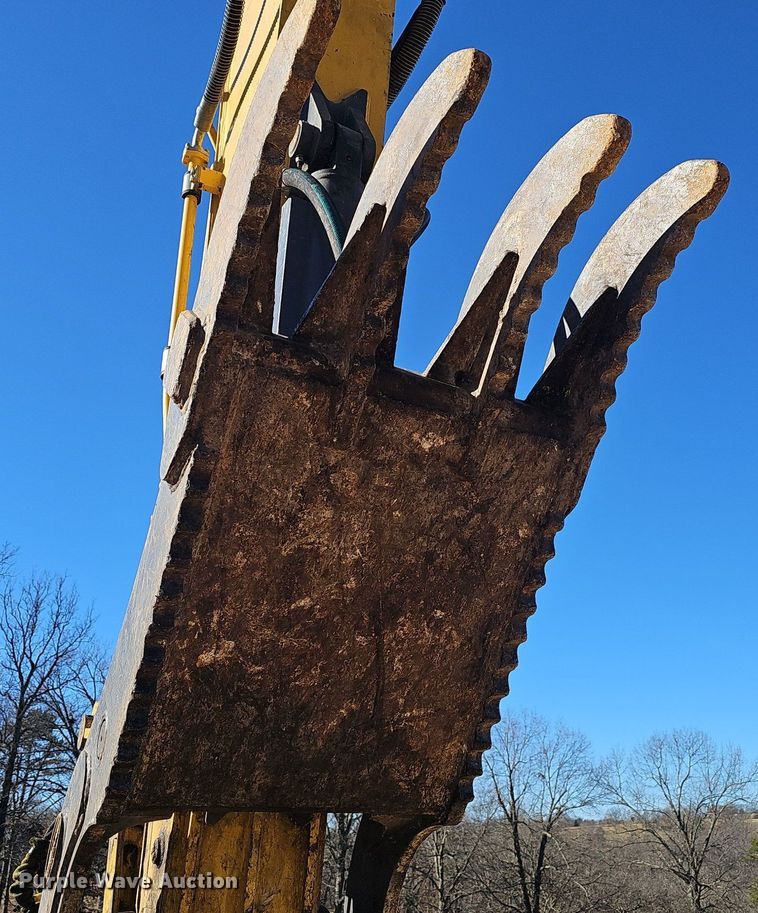 image for item NP9359 2013 Kobelco SK210LC excavator