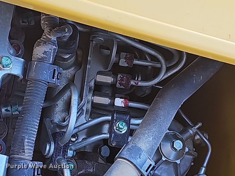 image for item NP9359 2013 Kobelco SK210LC excavator