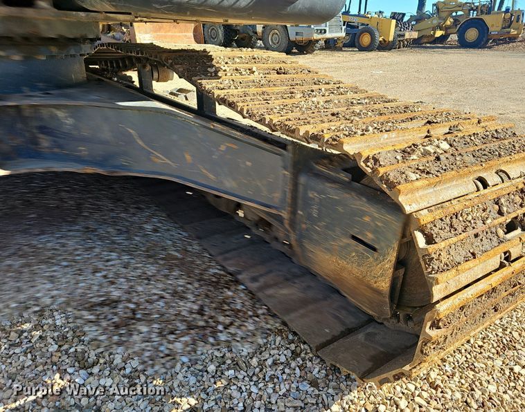 image for item NP9359 2013 Kobelco SK210LC excavator