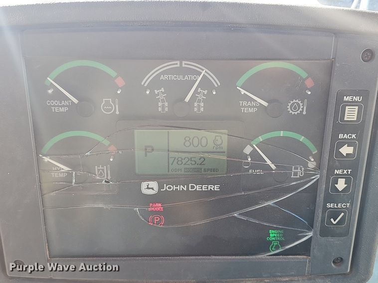image for item NP9362 2007 John Deere 772D motor grader