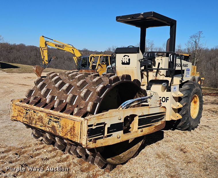 image for item NP9363 1989 Ingersoll Rand SD150F single drum vibratory roller