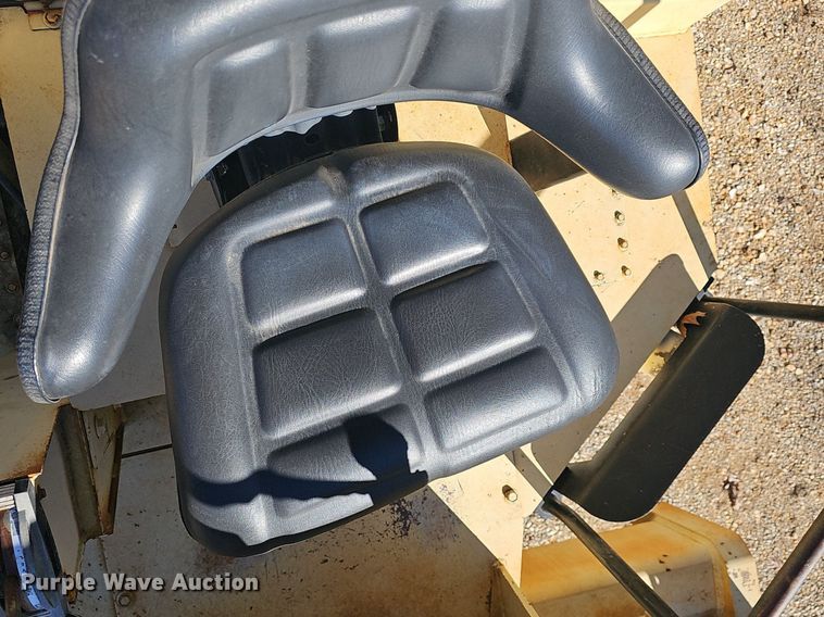 image for item NP9363 1989 Ingersoll Rand SD150F single drum vibratory roller