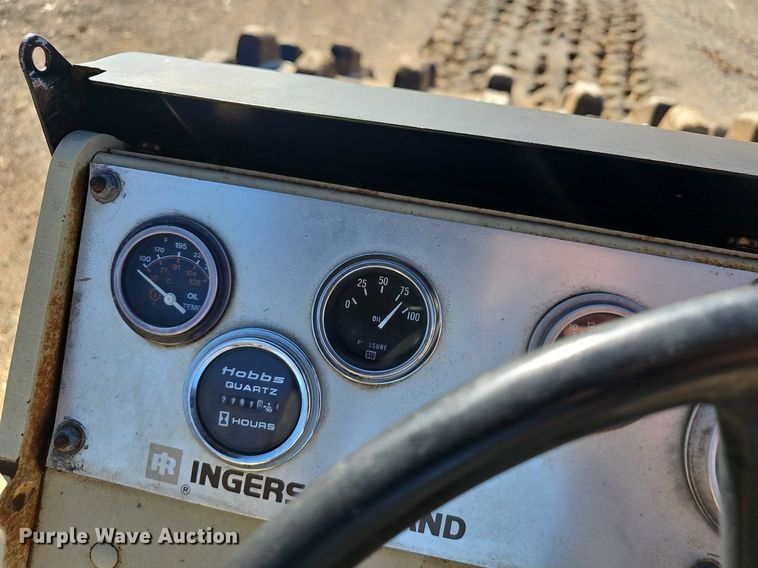 image for item NP9363 1989 Ingersoll Rand SD150F single drum vibratory roller